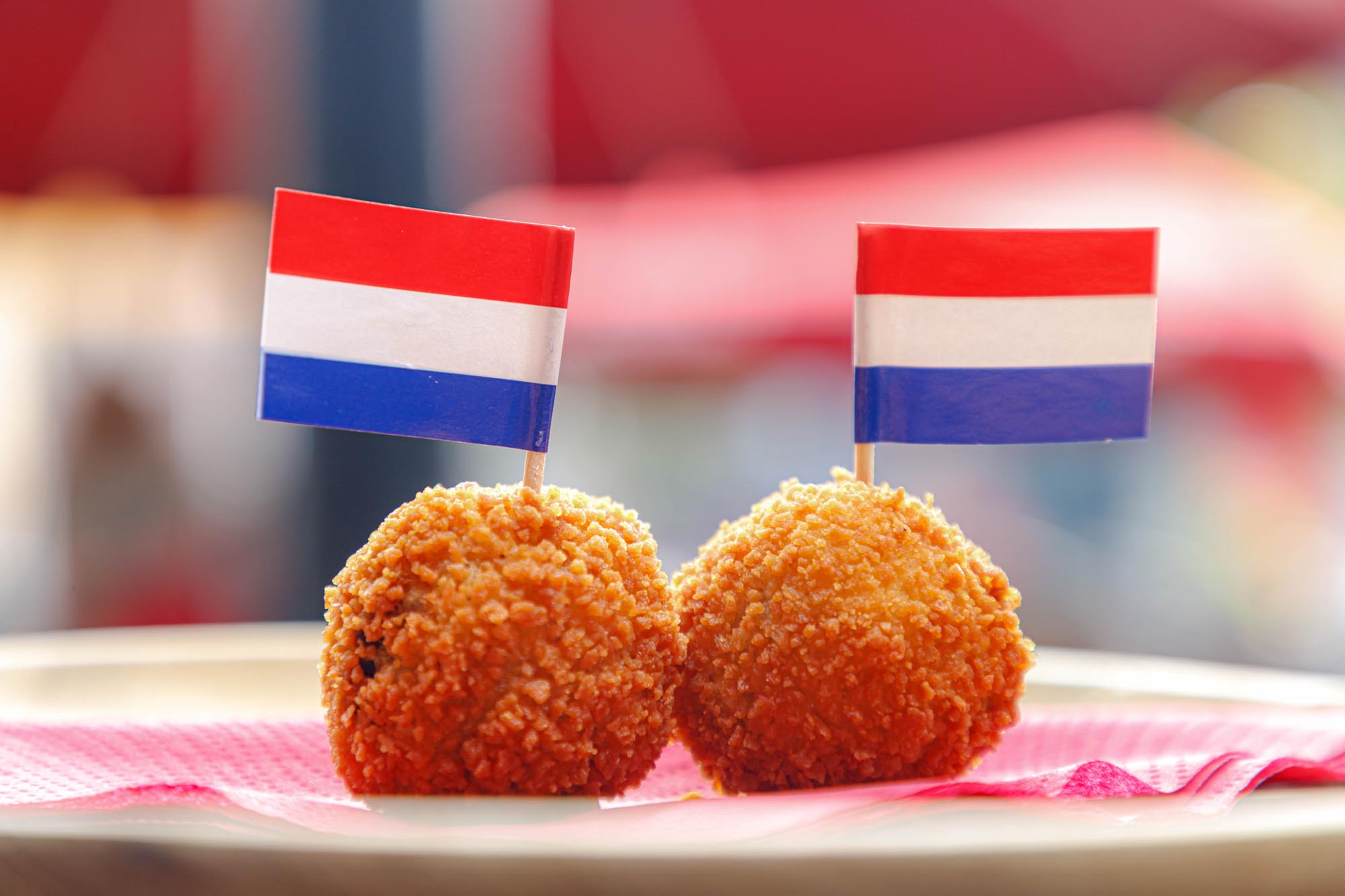 30 Delicious Dutch Foods You Must Try in the Netherlands » Maps 'N Bags