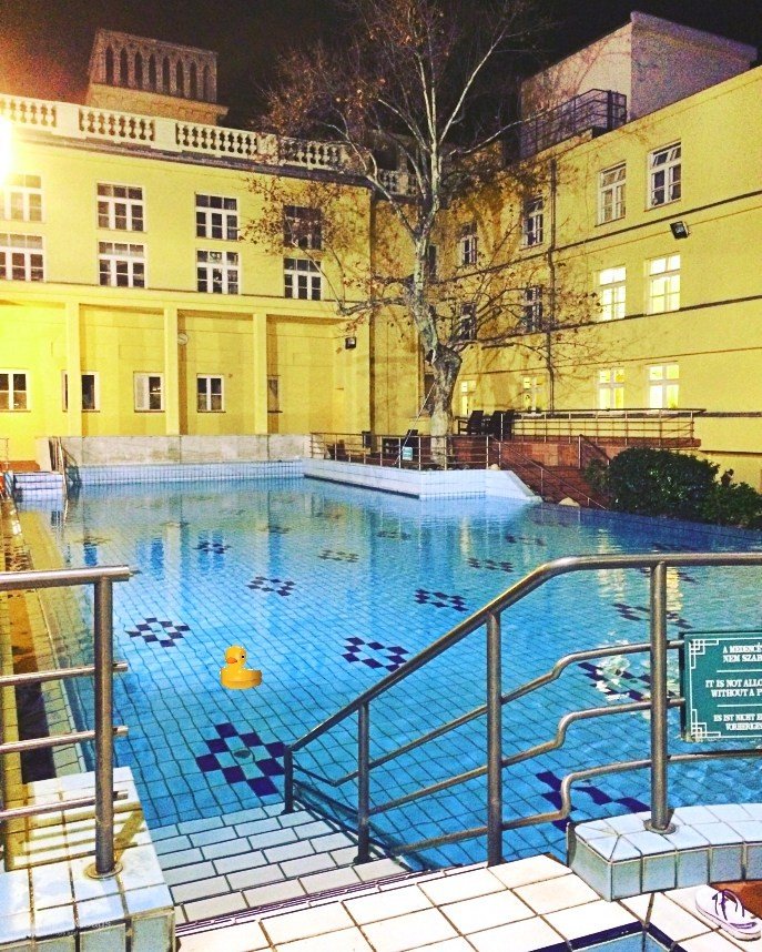 yellow-building-blue-pool-lukacs-thermal-bath-budapest