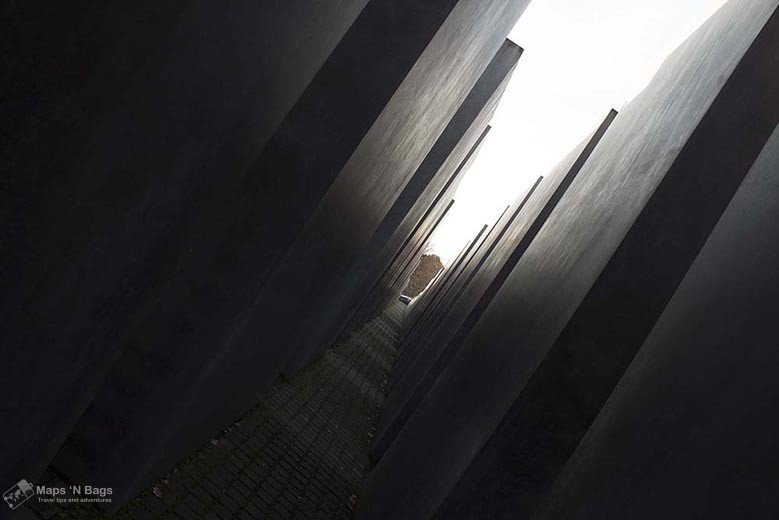 dark-hall-holocaust-memorial-the-berlin-of-the-second-world-war