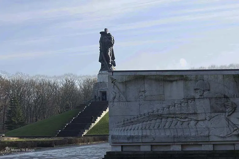treptower-park-soviet-monument-the-berlin-of-the-second-world-war