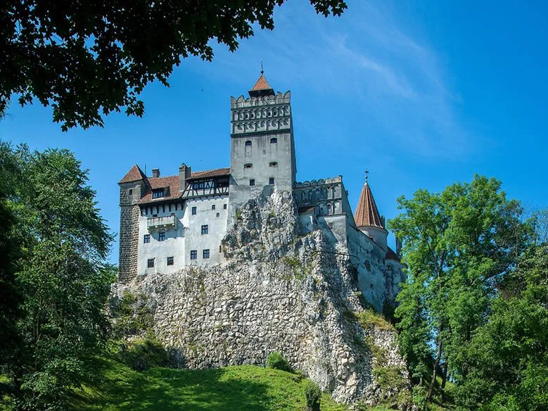 Top Castles and Fortresses in Transylvania - Brasov Trip Ideas