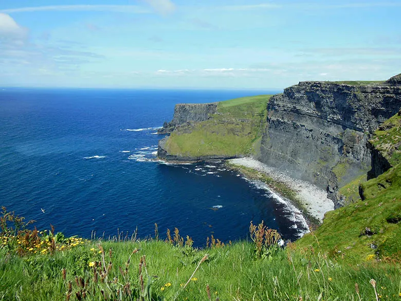 Sunny day at the Cliffs of Moher, Ireland #Ireland #CliffsofMoher #Europe #Travel