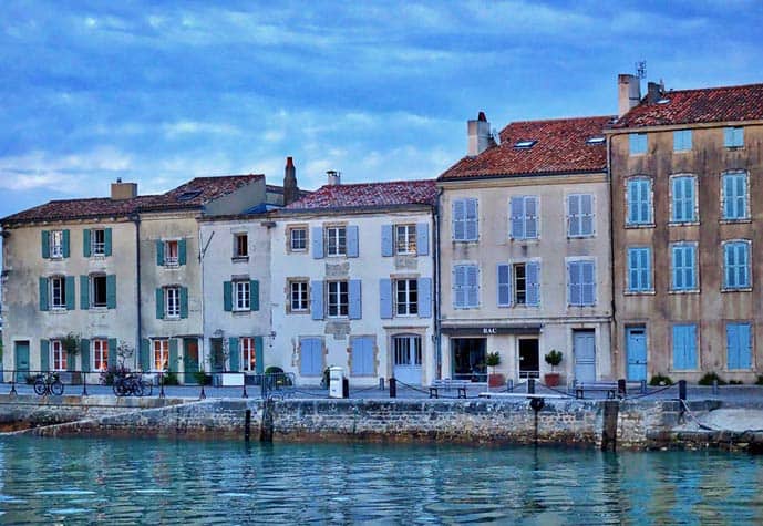 Ile de Re France, houses by the water's edge