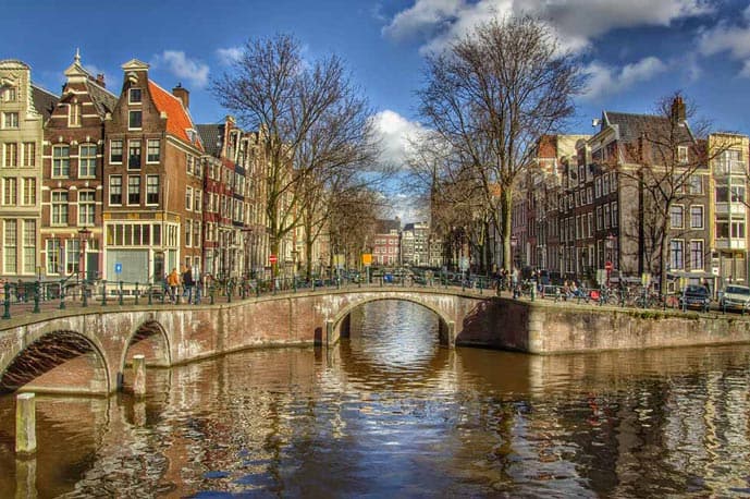 Keizersgracht makes up for one of the best canal pictures in Amsterdam