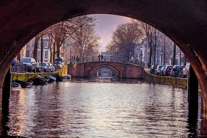 The Seven Bridges makes up for one of the best canal pictures in Amsterdam