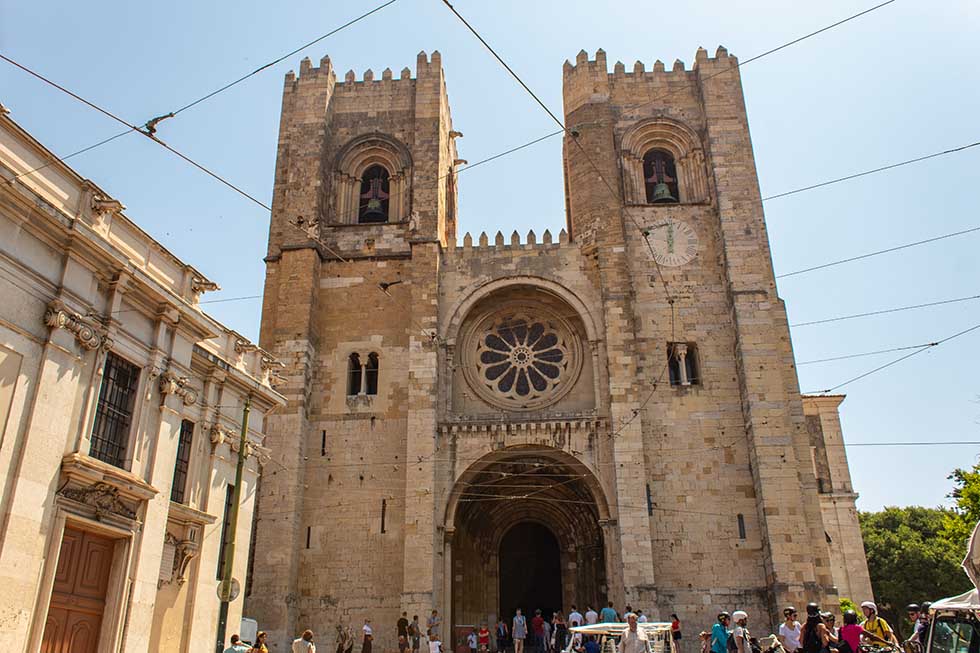 Lisbon Cathedral, Se, in Lisbon #Portugal #travel #Europe