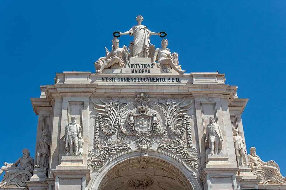 Rua Augusta Arch in Lisbon #Portugal #travel #Europe