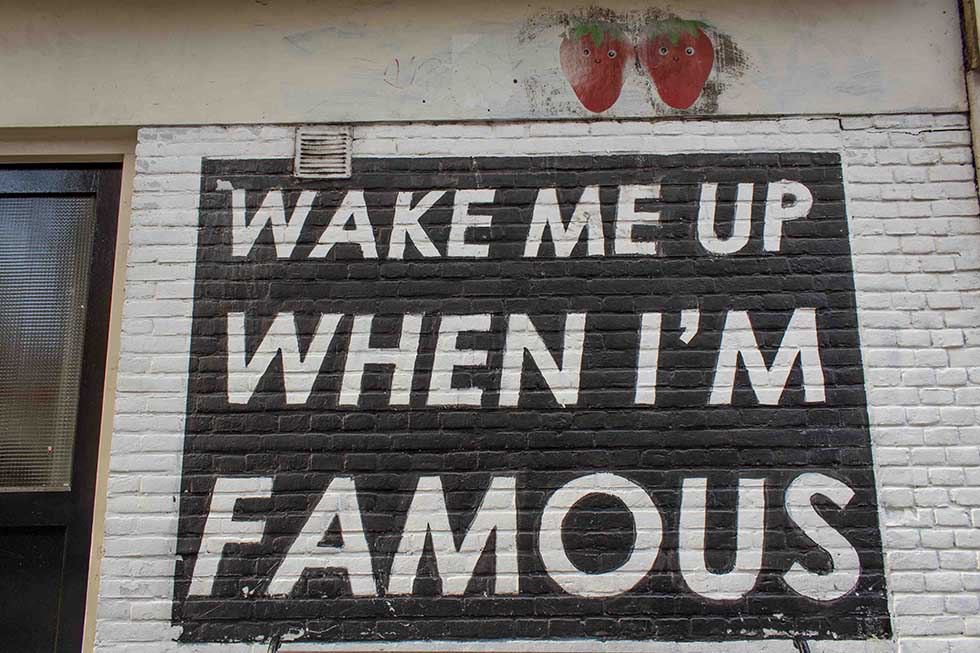 Pop place for pictures in Amsterdam - Wake me up when I'm famous wall art