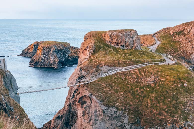 Carrick-a-rede Rope Bridge in Northern Ireland is a Game of Thrones set and an excellent day tour from Dublin!