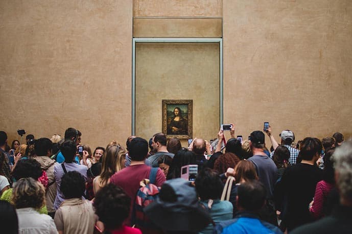 4 days in Paris, visit the Louvre Museum