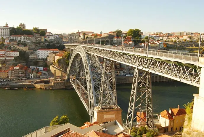 Porto or Lisbon: Porto main bridge over river