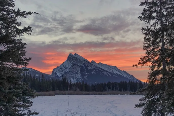 Sunrise in Vermilion Lake in Banff