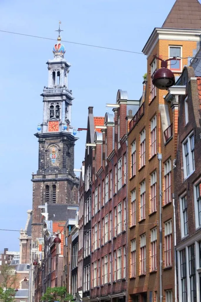 Tweede Tuindwarsstraat street in Amsterdam