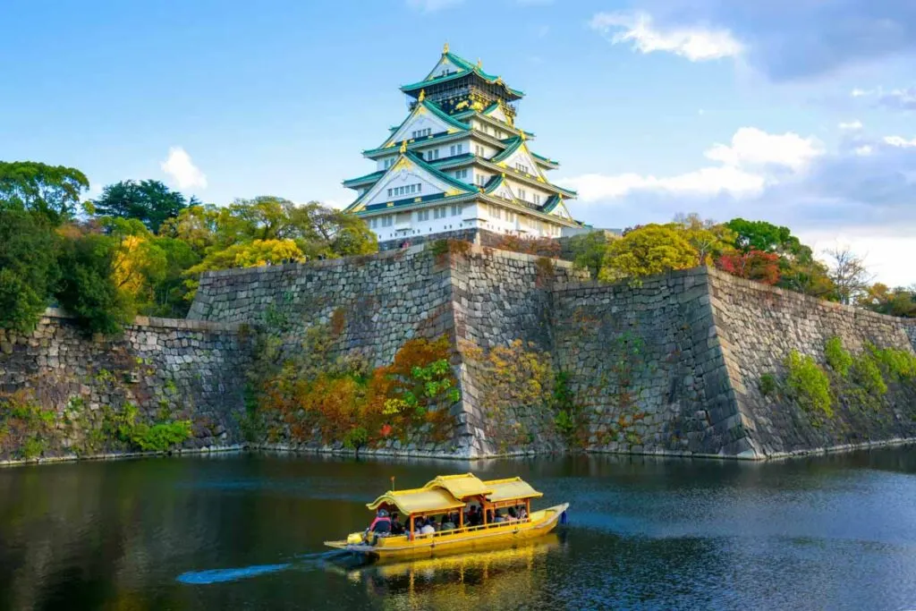 Osaka Castle is one of the largest castles in the world and one of Japan’s most famous landmarks.