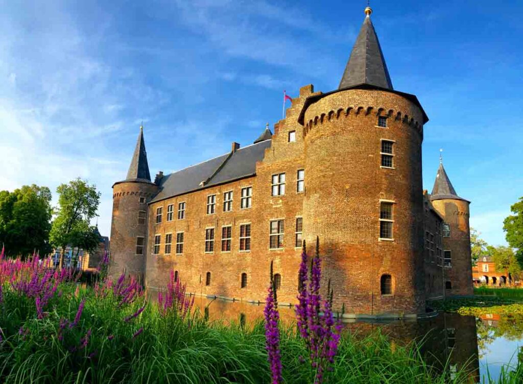 Kasteel Helmond Castle