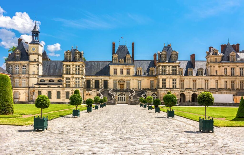 The breathtaking Fontainebleau Palace is one of the impressive castles and one of the famous landmarks of France