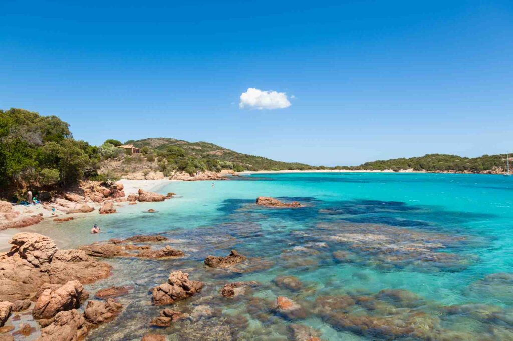 Rondinara beach in France